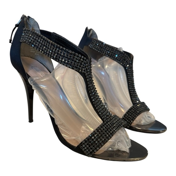 Glint Neiman Marcus Black Rhinestone Back Zipper 4” Heels Size 8.5 Occasion heel - Picture 5 of 10